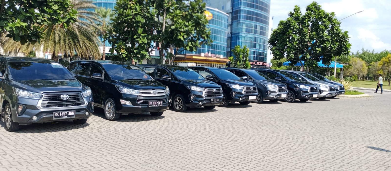 Clarisa | Rental Mobil untuk Event Nasional
